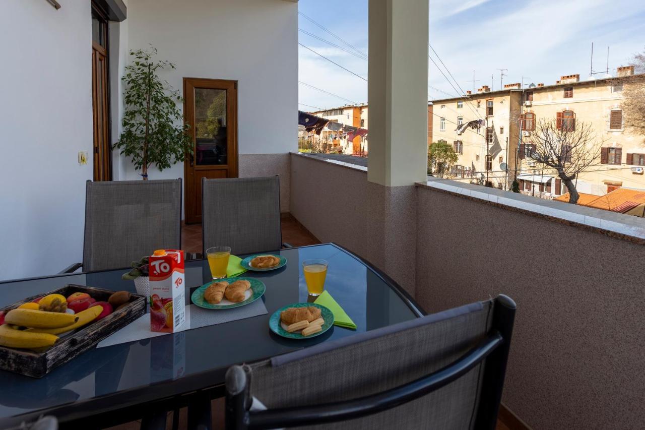 Apartman Lema Pula Exteriér fotografie
