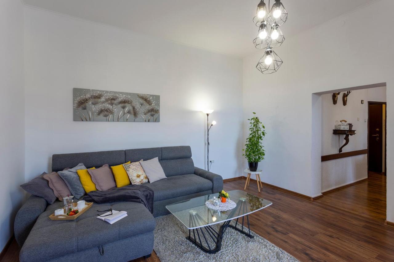 Apartman Lema Pula Exteriér fotografie
